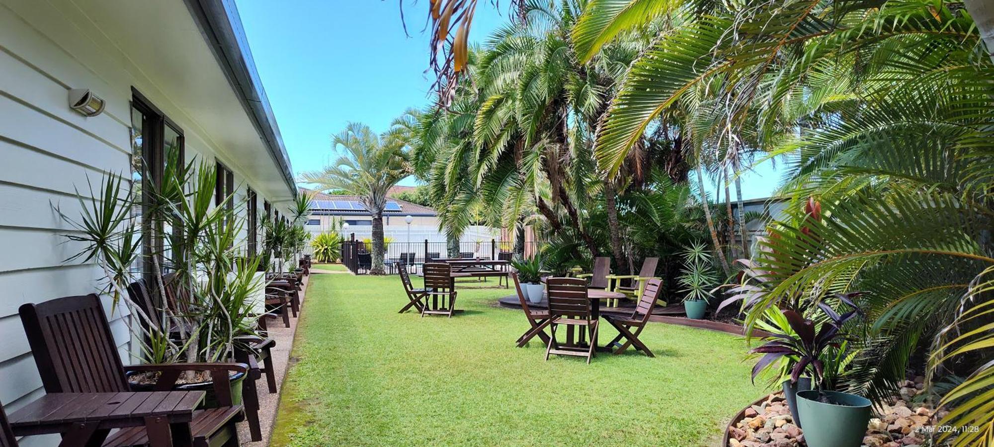 Pacific Palms Motor Inn Marcoola Ngoại thất bức ảnh