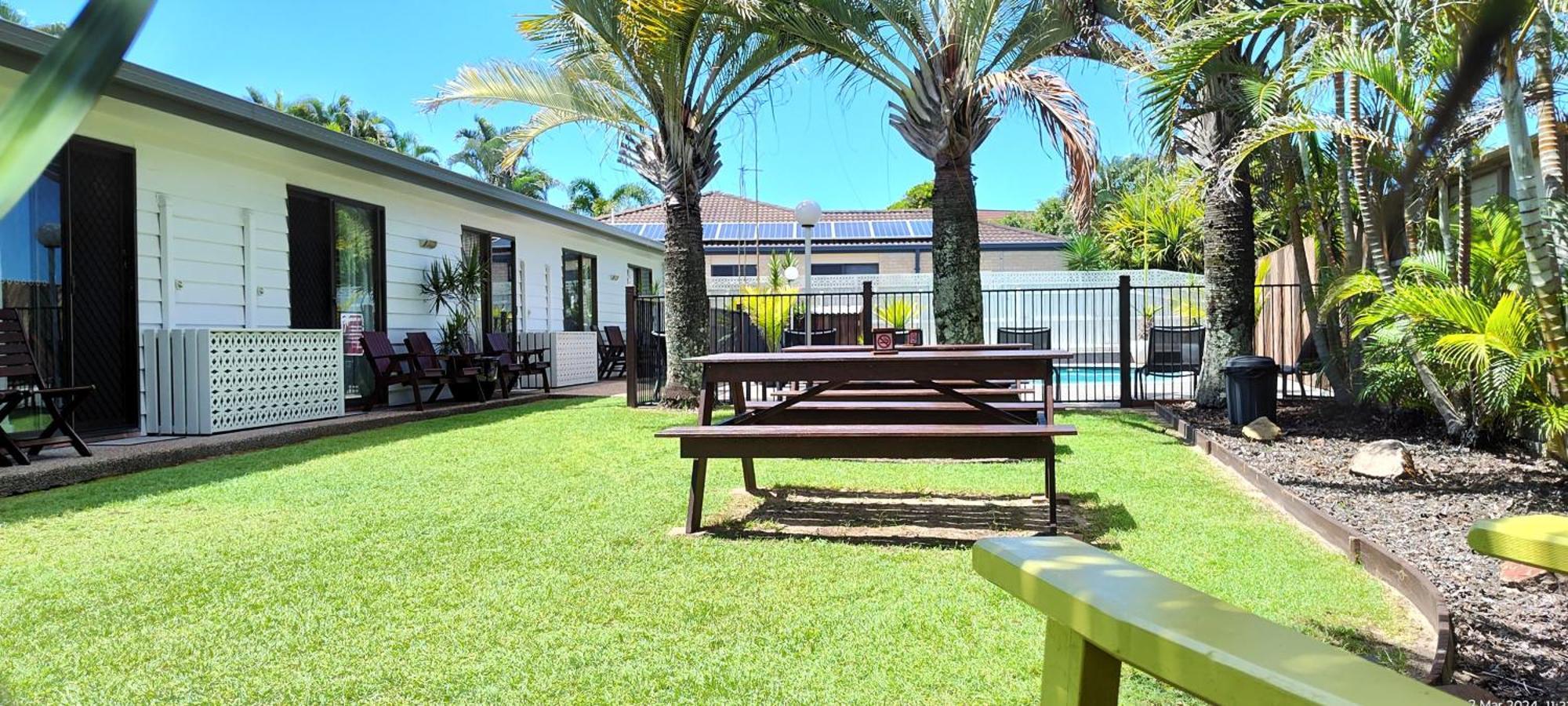 Pacific Palms Motor Inn Marcoola Ngoại thất bức ảnh